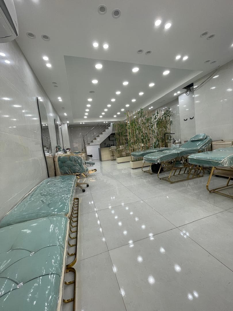 Fatimahaghnegahdar beauty salon 4