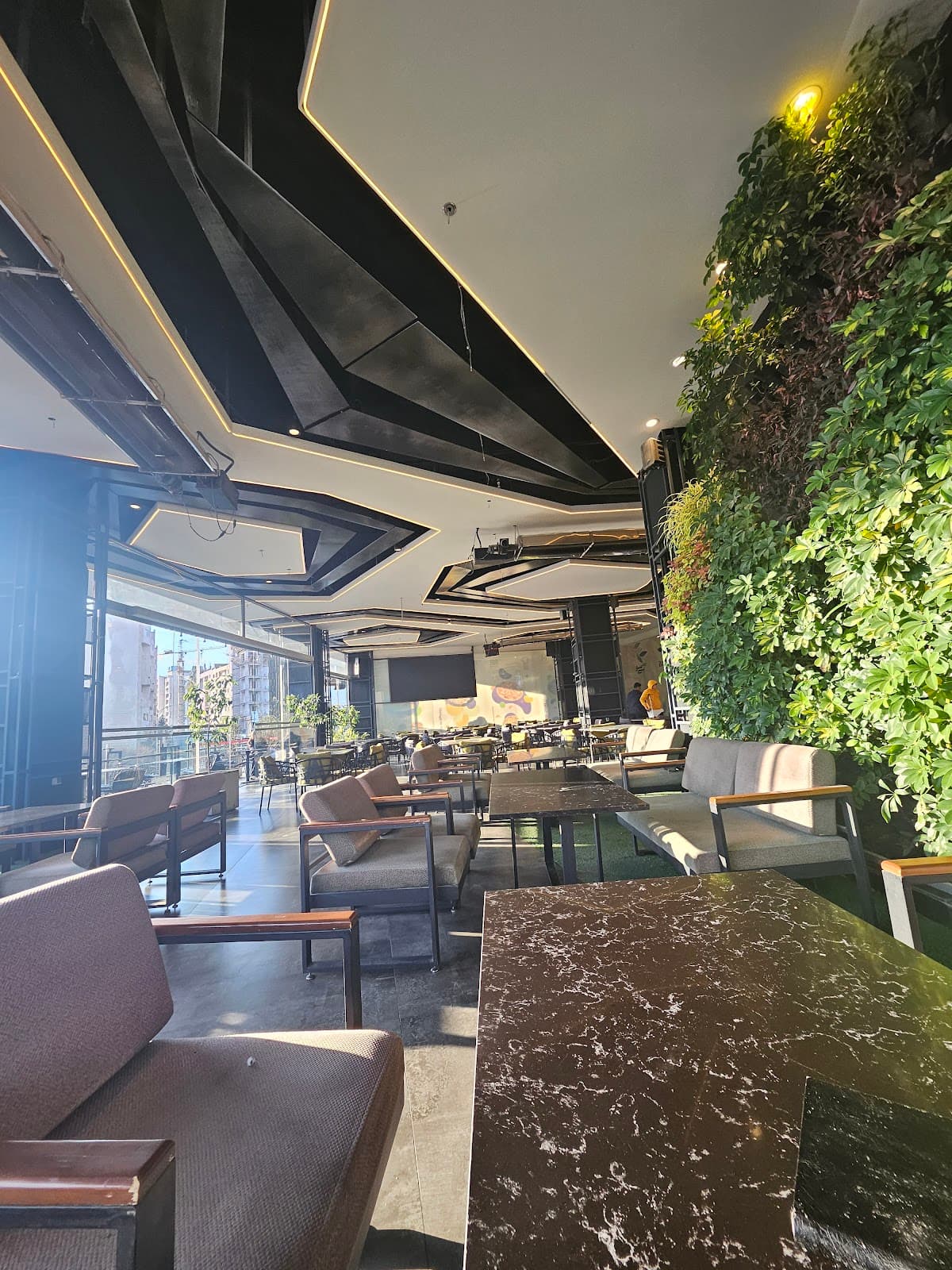 Foodcourt Shirazmall 5