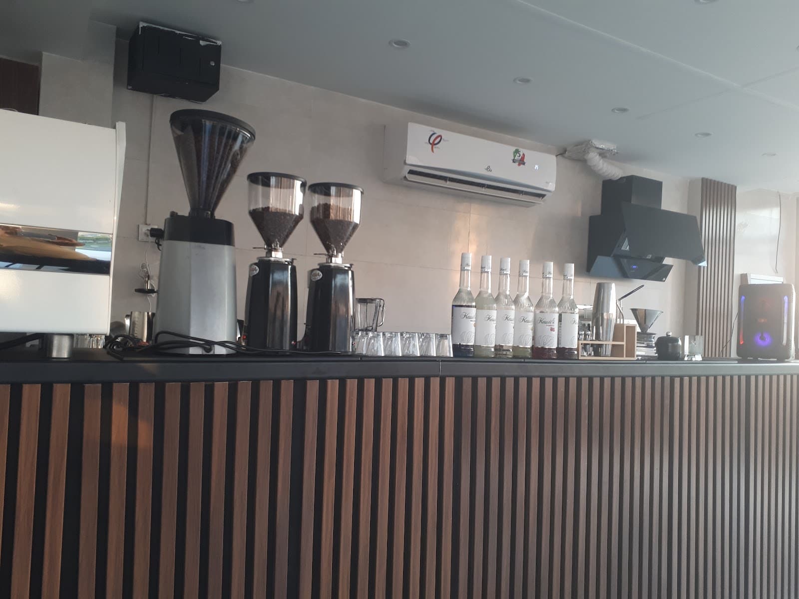 Jivar coffee 2