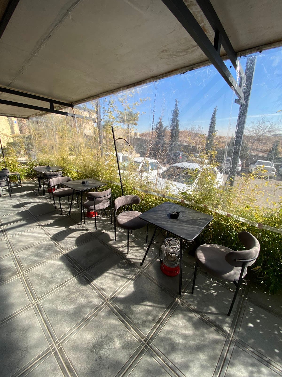 Cafe bivouac کافه بیواک