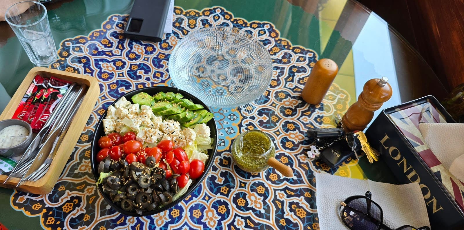 Abizh Cafe Restaurant 2
