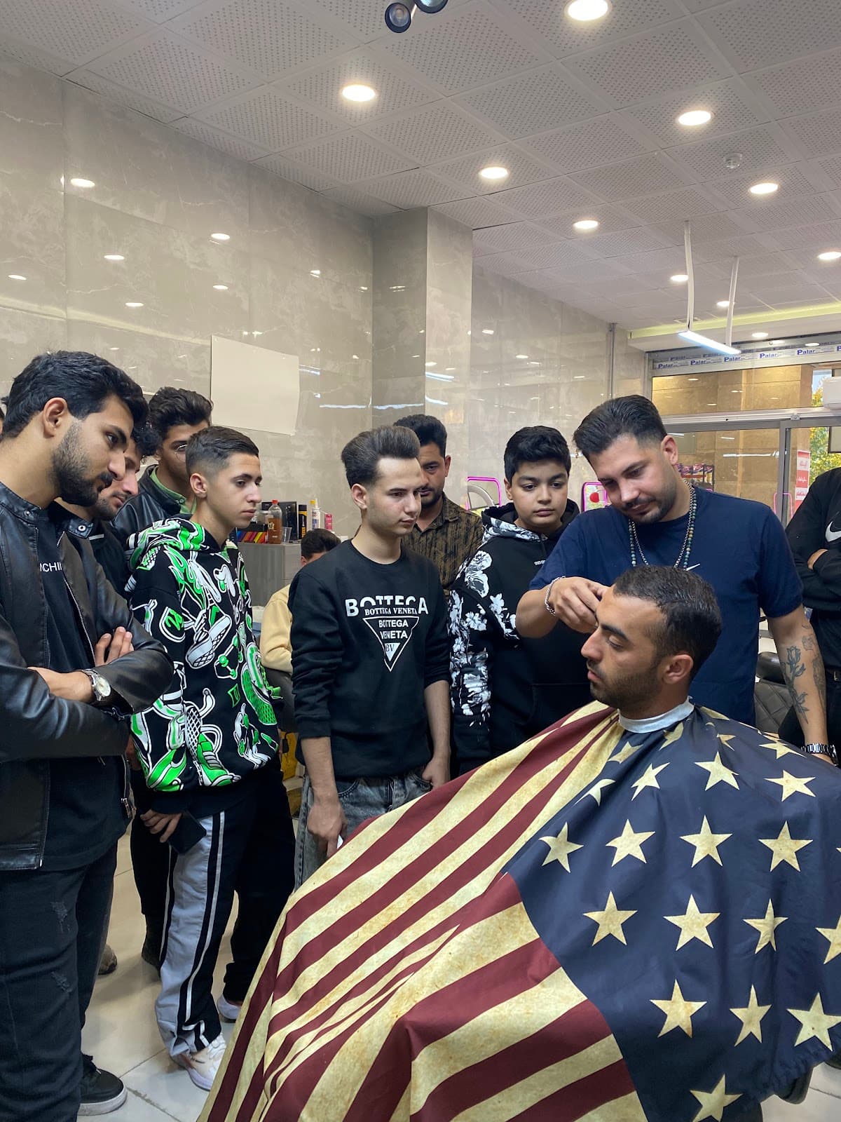 آرایشگاه مردانه محمد پویا 3