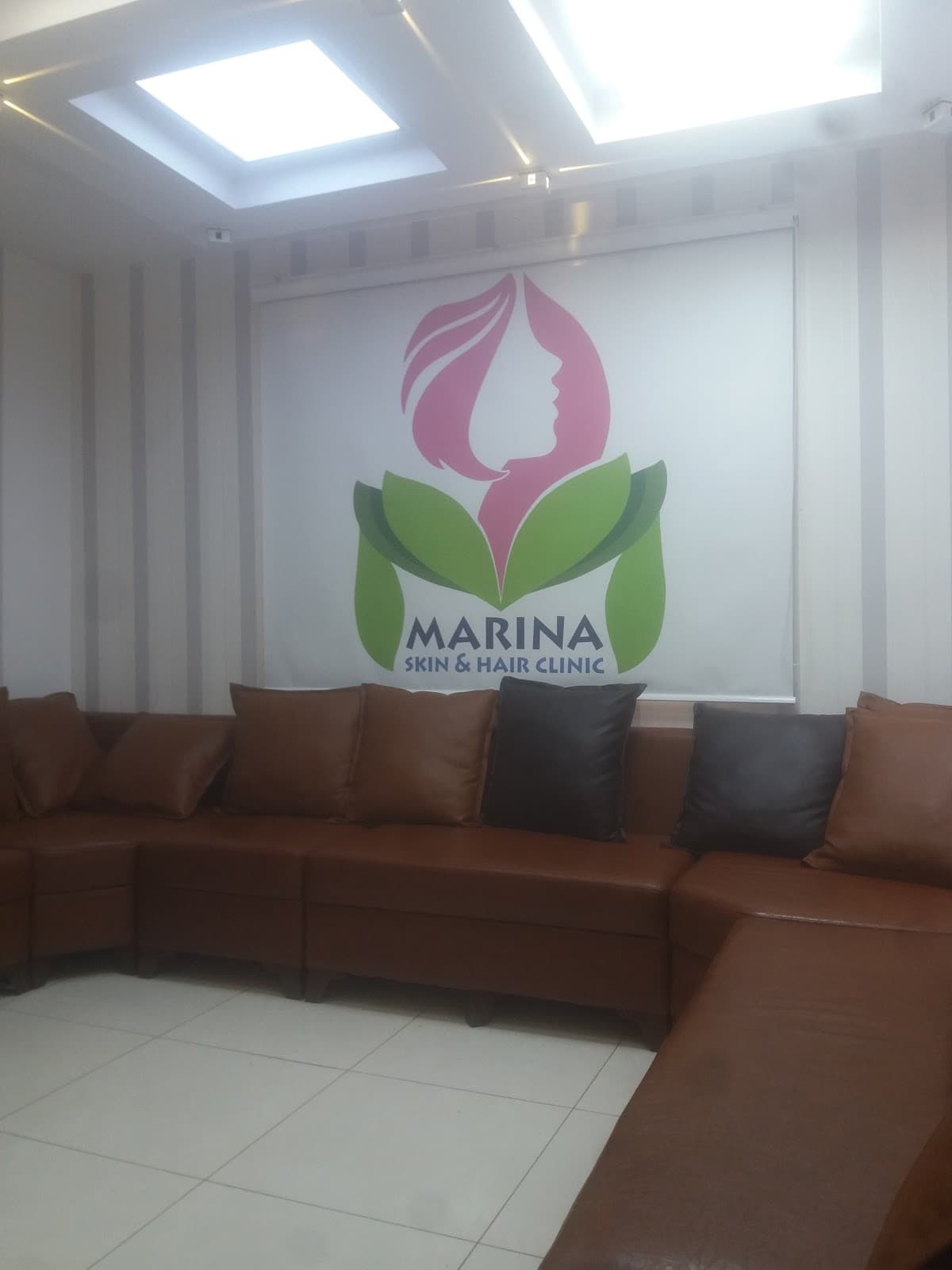 کلینیک پوست و مو مارینا