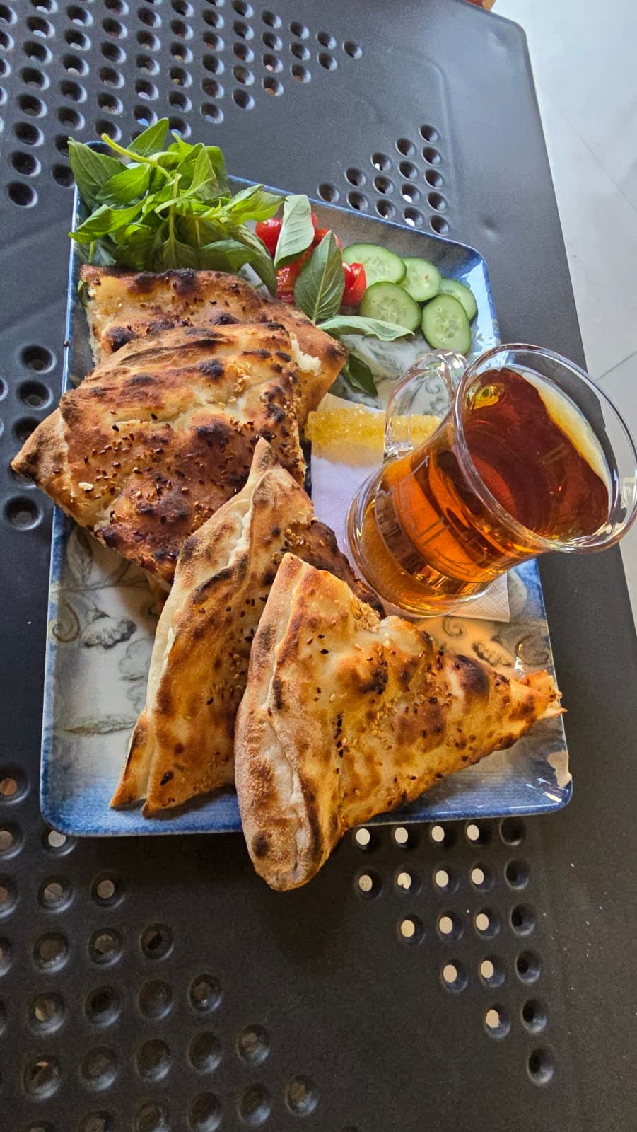 Rumi Cafe Shiraz كافه رومى شيراز 2