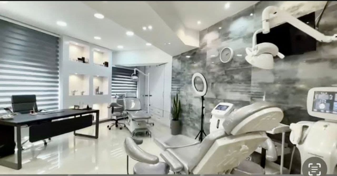 کلینیک زیبایی دکتر امین عسکریان