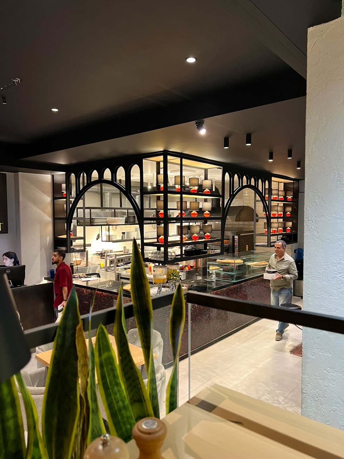 DELIST Resturaunt 4