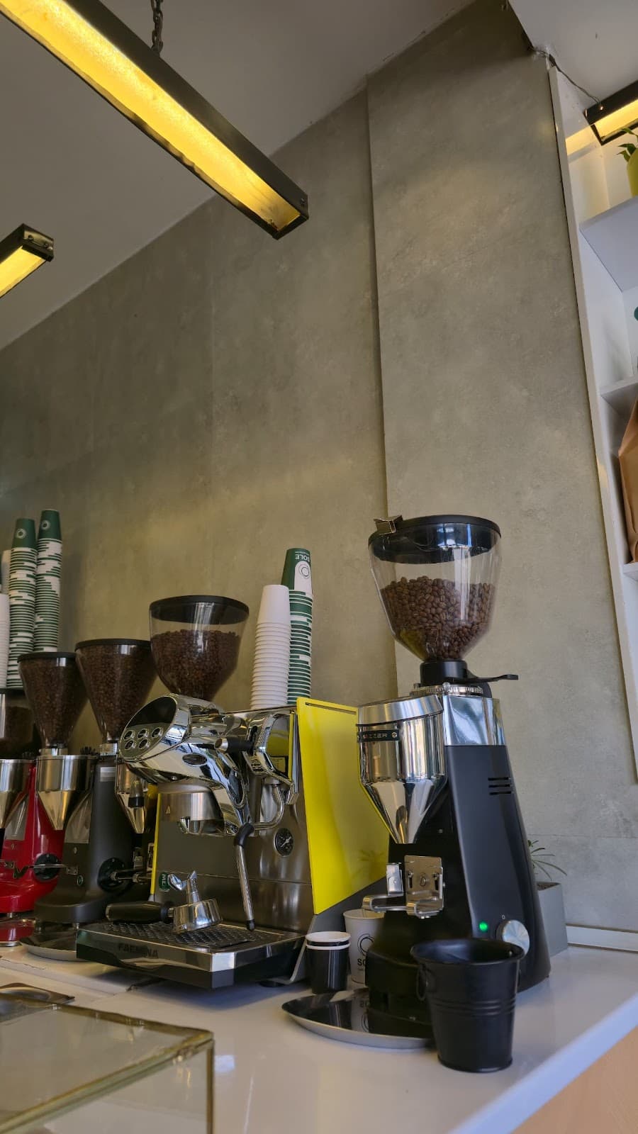 Sole coffee shop قهوه سول 2