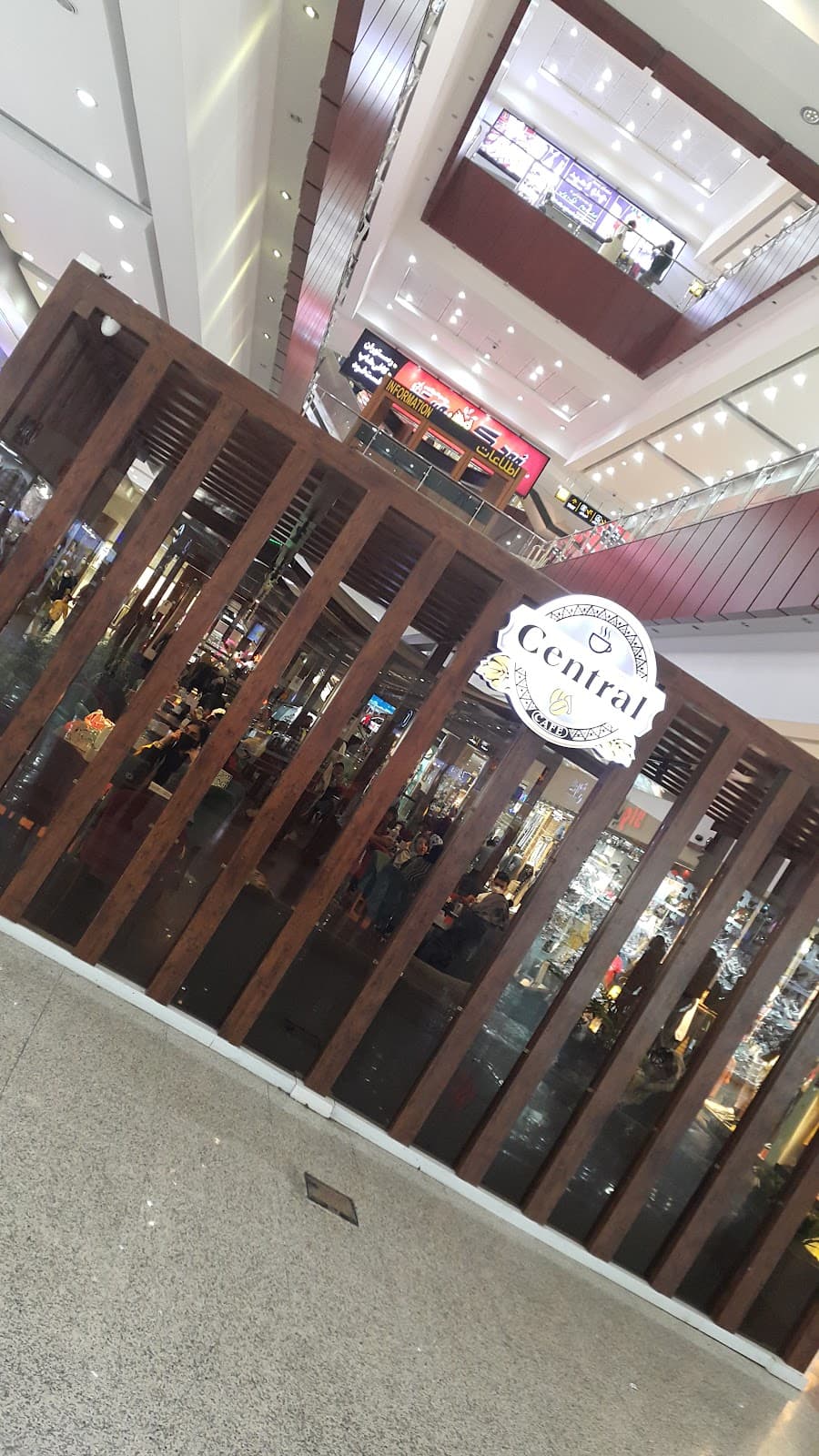 Central cafe 4