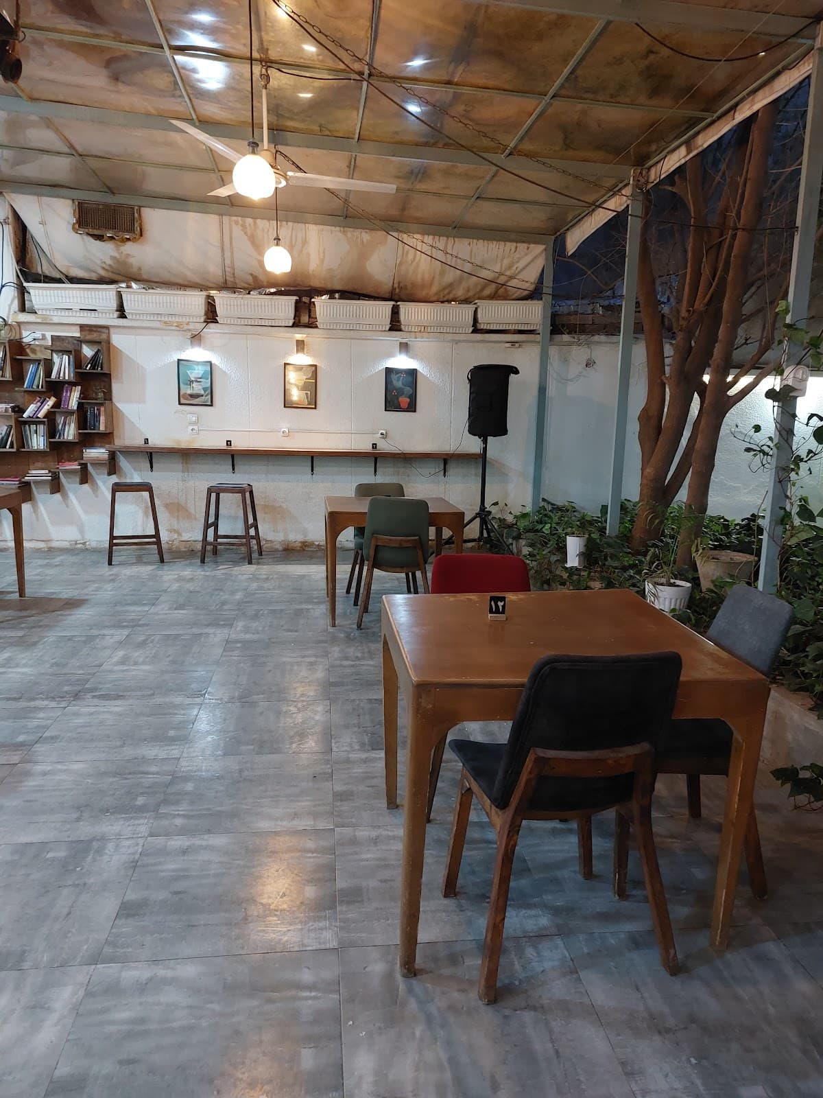 Cafe Gallery Khooneye maa