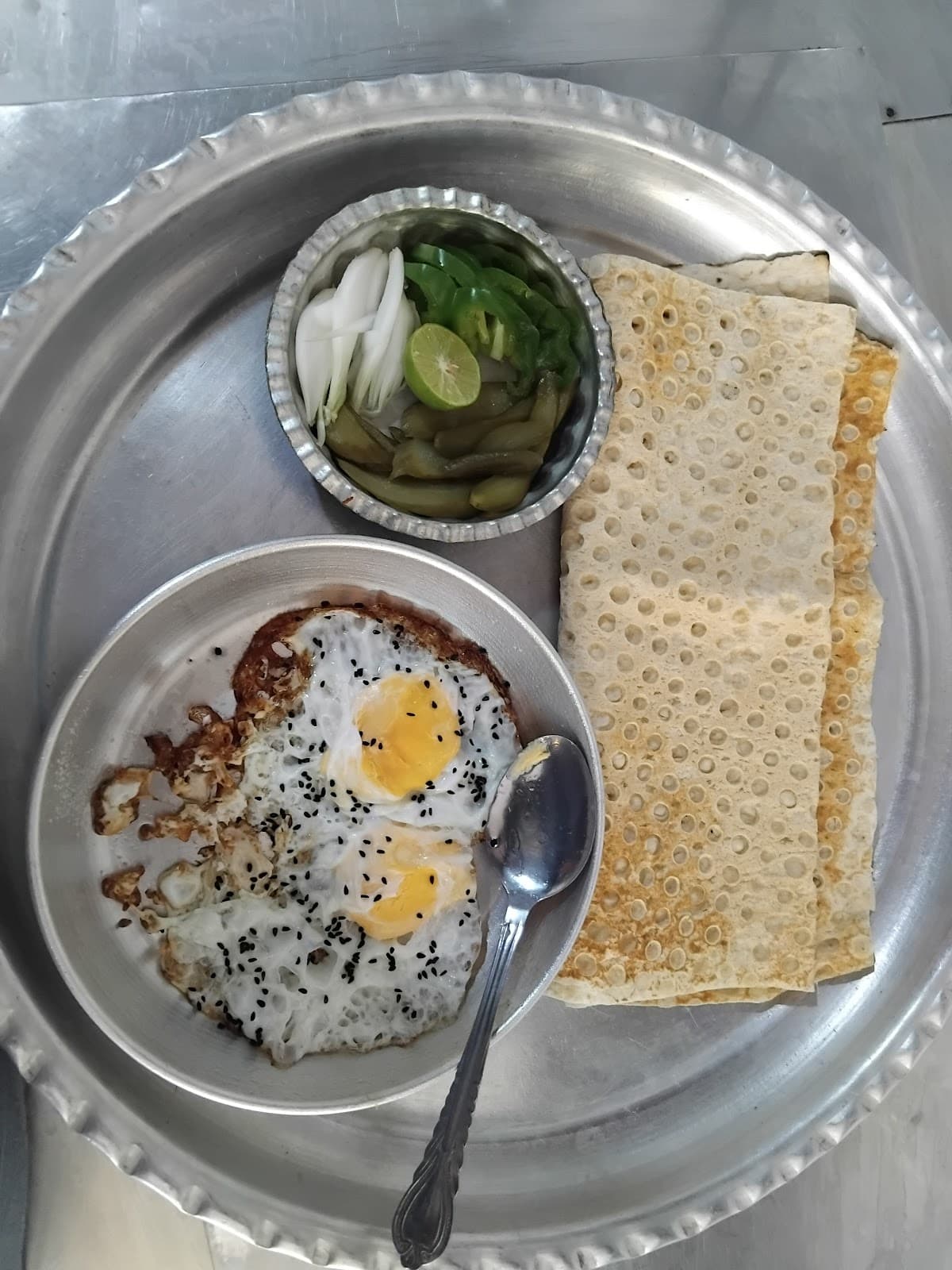 کافه دهه شصت 4