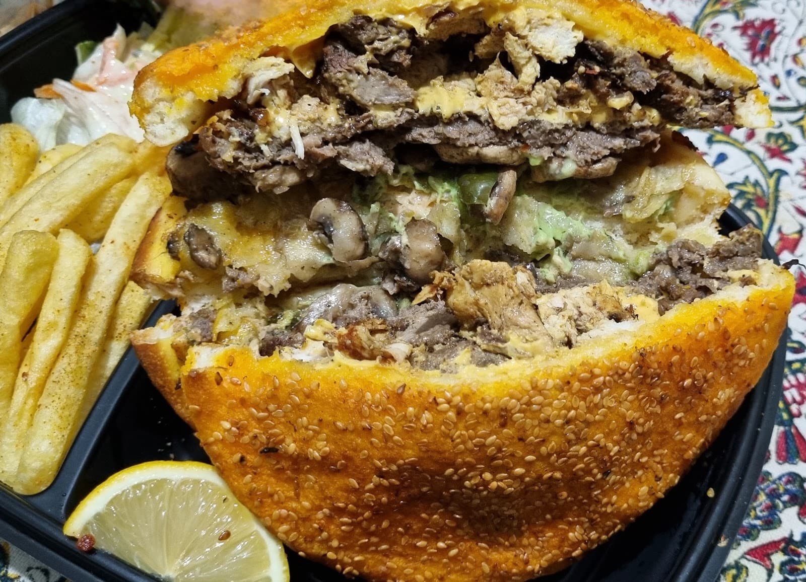 Rise Fastfood 4